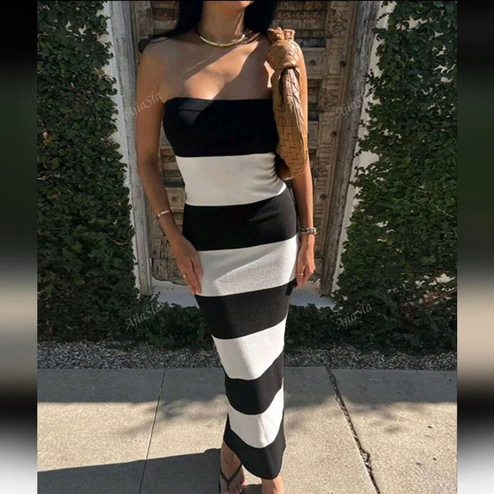 A Simple Knit Summer Dress With Strapless Stripes, Party Dress, For Cocktail - Picture 4 of 5
